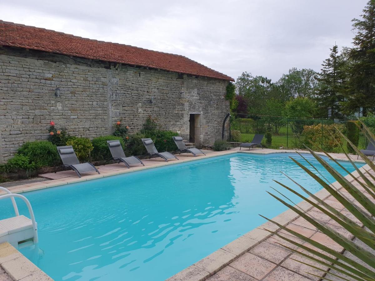 Apartment La Fontenelle Meuble Sainte-Severe